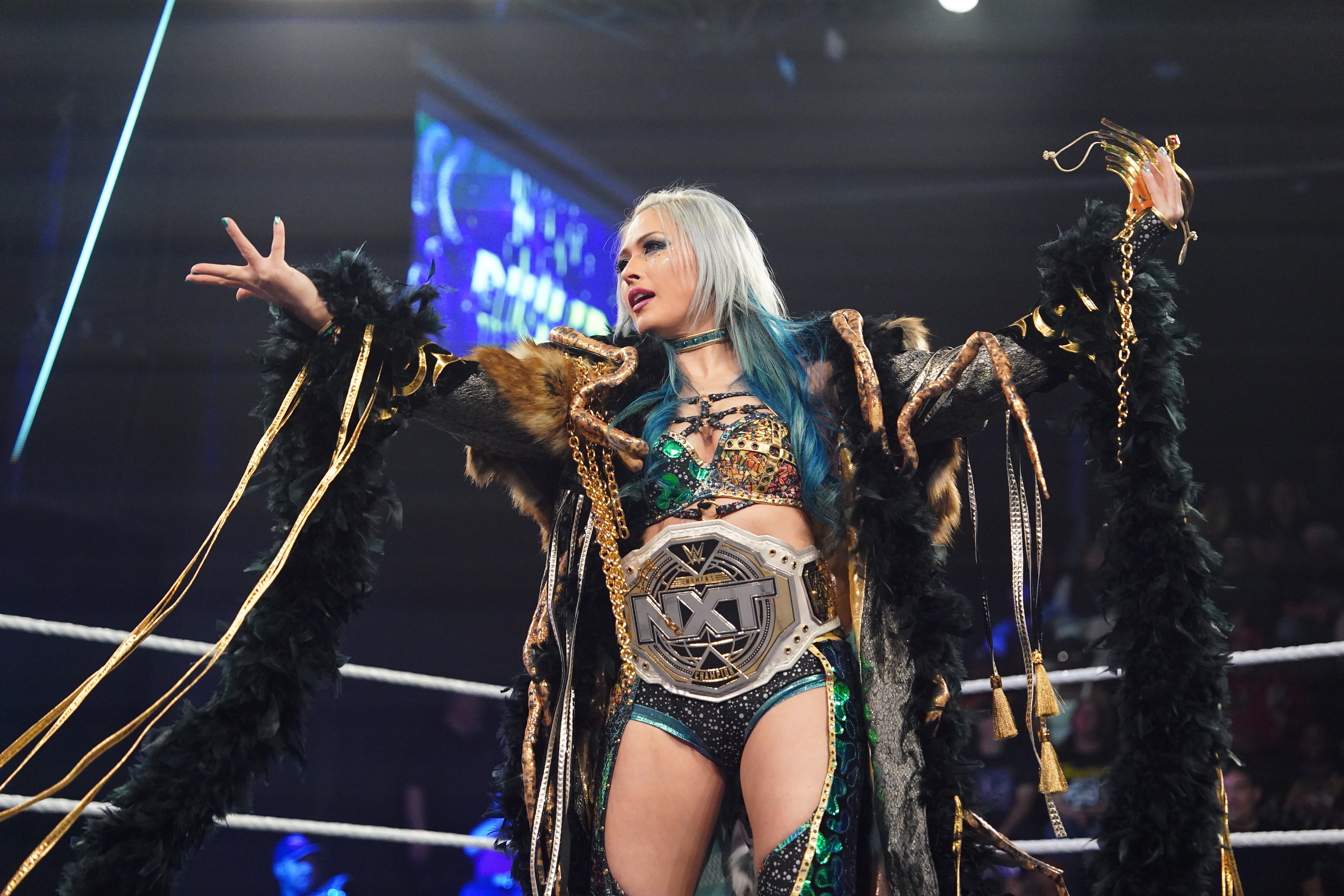 ジュリア（WWE NXT）お騒がせ症候群【本】 WWE】ジュリア NXT女子王座奪取で決意「たくさんの選手と